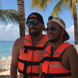 Meet your Posher, Andres